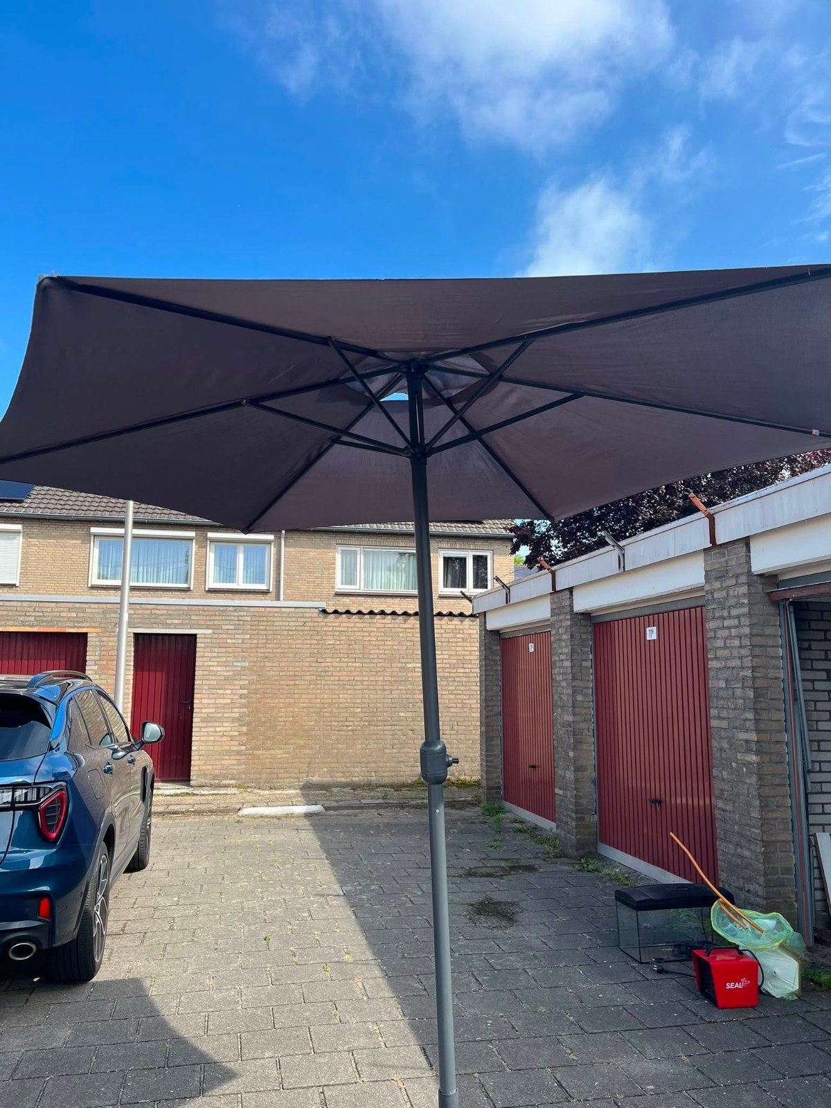Parasol 3x3 meter incl voet., Tuin en Terras, Parasols, Ophalen of Verzenden, Zweefparasol