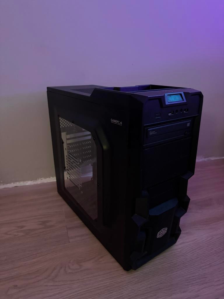 Cooler Master Gaming Behuizing, Ophalen, Gebruikt