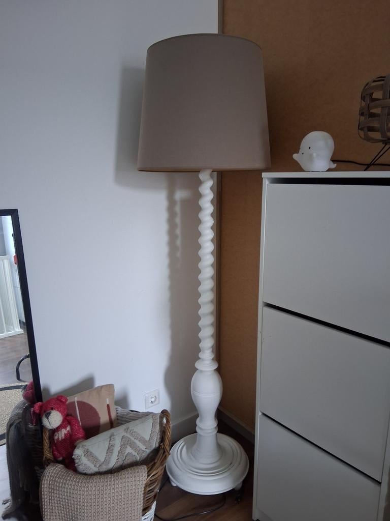 Witte gedraaide vloerlamp met stoffen kap, Ophalen, Gebruikt, Stof, Klassiek, Landelijk
