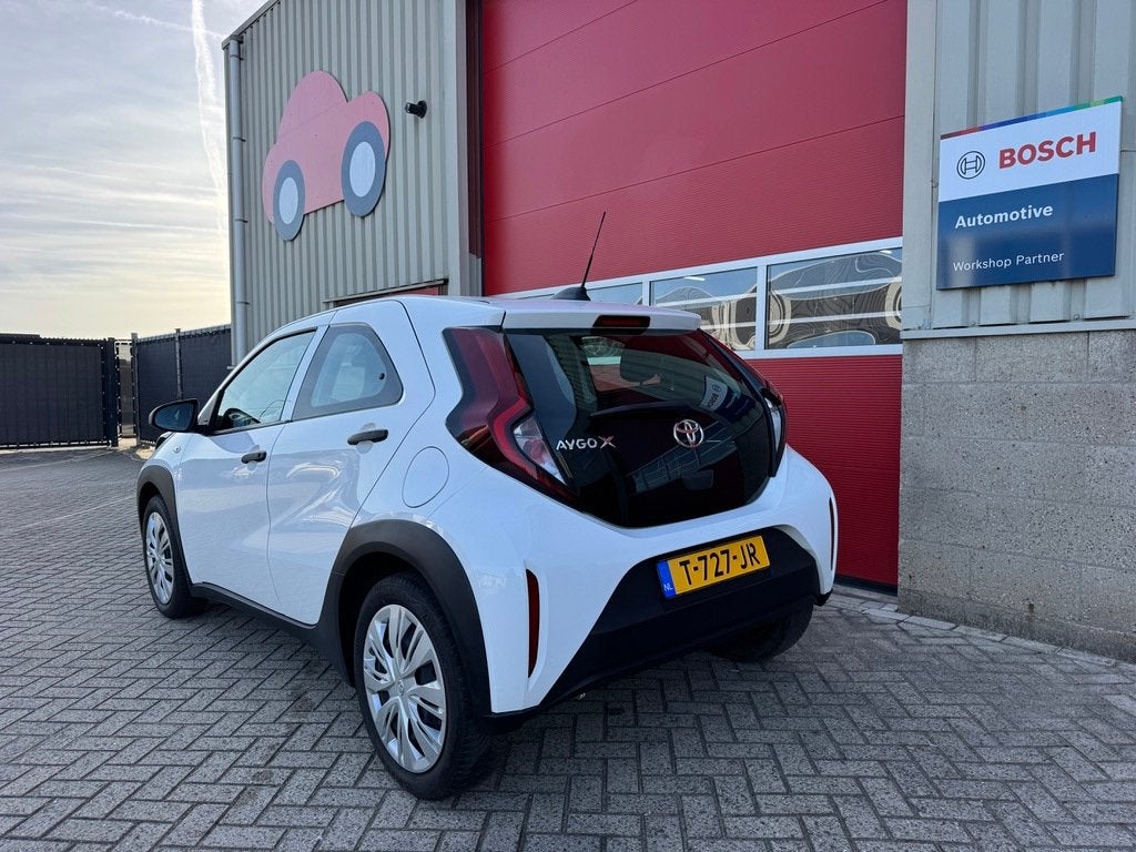 Toyota Aygo X 1.0 VVT-i MT,Airco, Cruise controle, Lane Assi, Auto's, Dealer onderhouden, Stof, Gebruikt, 4 stoelen