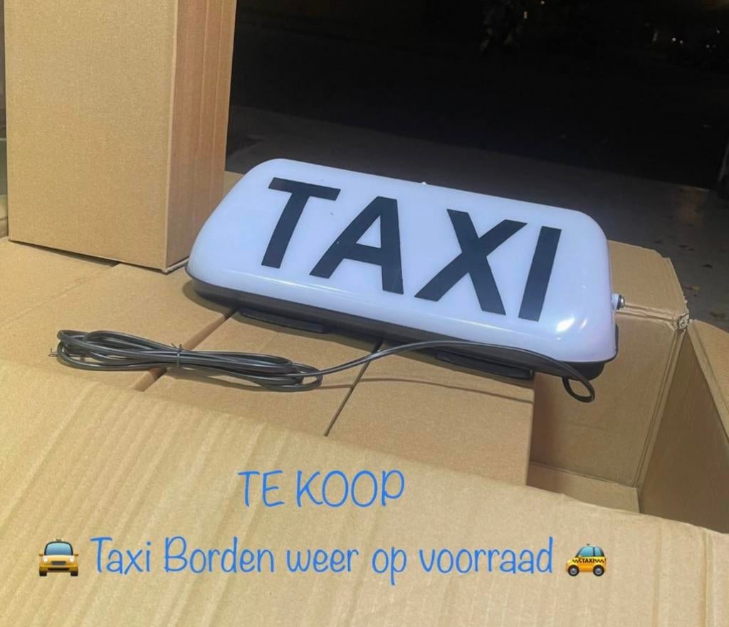 Taxibord met led verlichting en sigaretten aansteker €60, Auto diversen, Auto-accessoires, Ophalen of Verzenden, Zo goed als nieuw