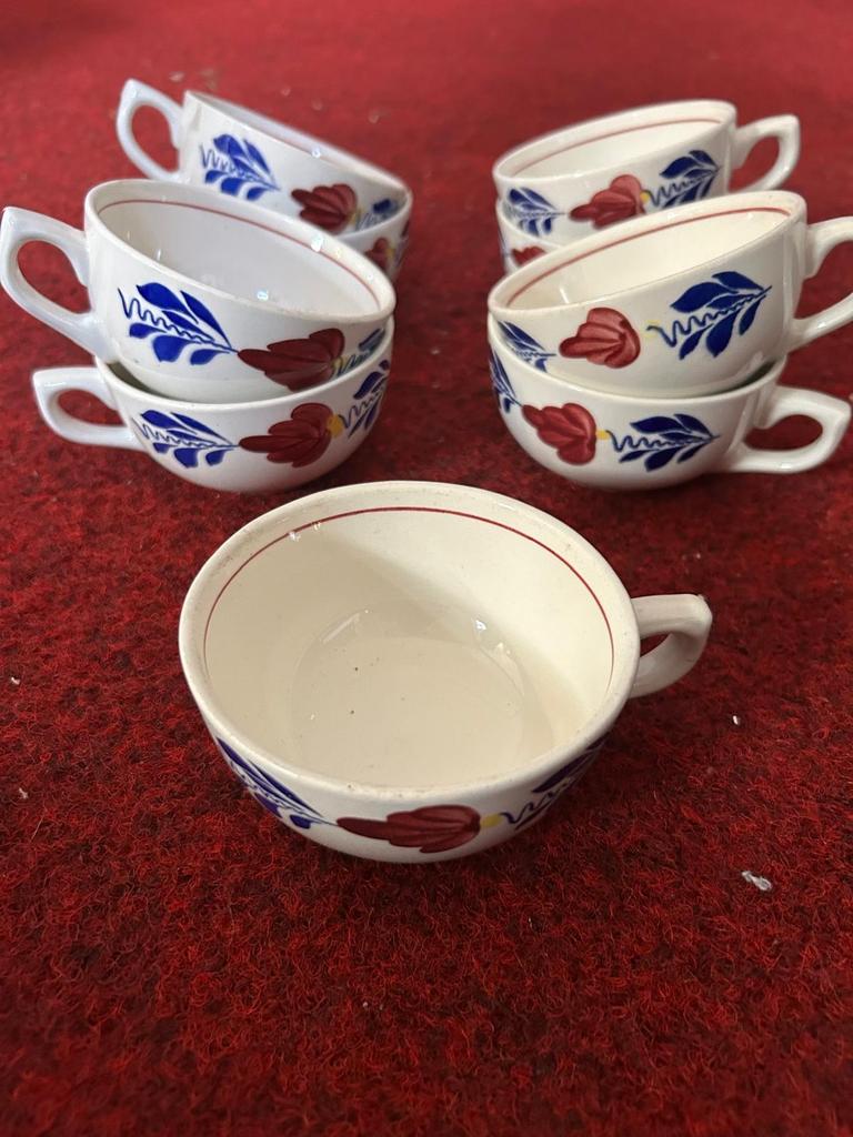 Set van 7 vintage Boerenbont kopjes van Boch, Antiek en Kunst, Ophalen