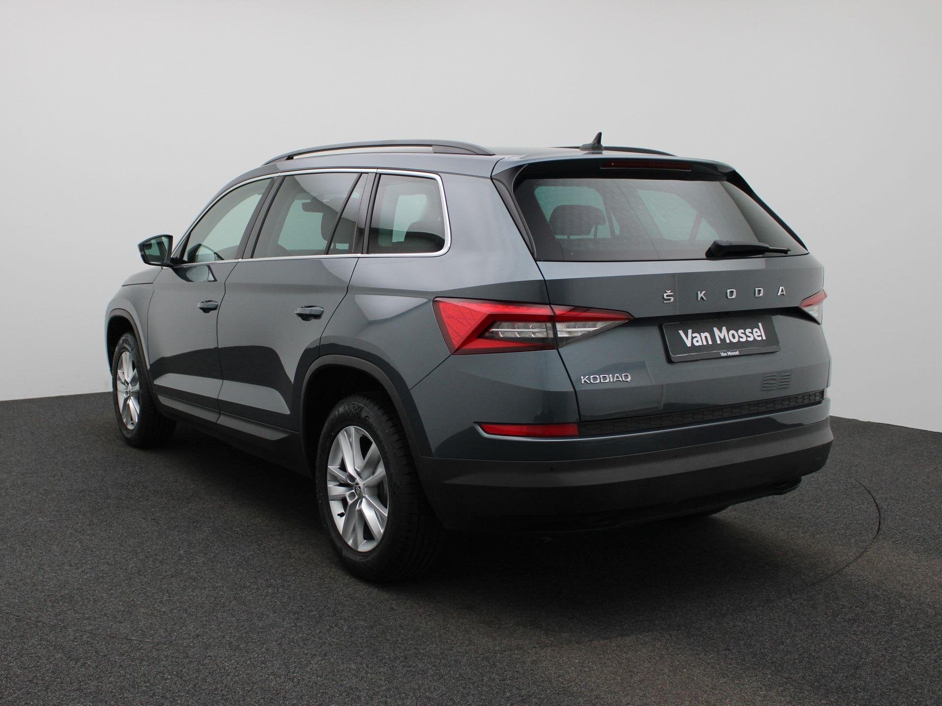 Skoda Kodiaq 1.5 TSI Ambition | 7 PERSOONS | TREKHAAK | AUTO, Auto's, 12 maanden, 4 cilinders, 7 stoelen, Bedrijf