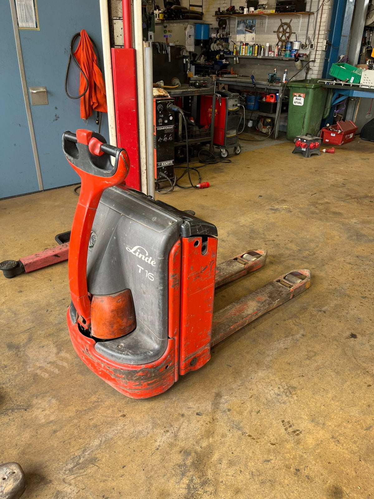 Linde elektrische pallet waten T16, Doe-het-zelf en Verbouw, Palletwagens en Pompwagens, Gebruikt, Ophalen