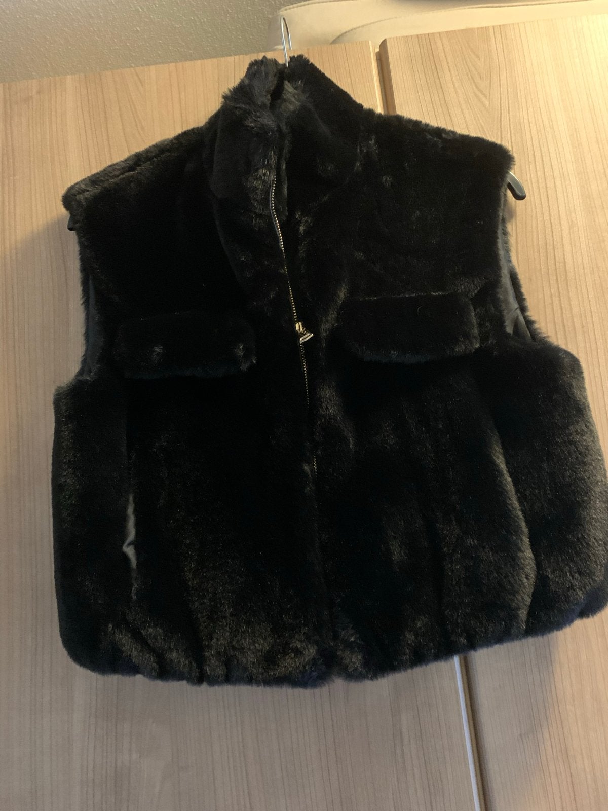 Zwart imitatiebont gilet, Ophalen of Verzenden, Nieuw, Maat 38/40 (M), Zwart