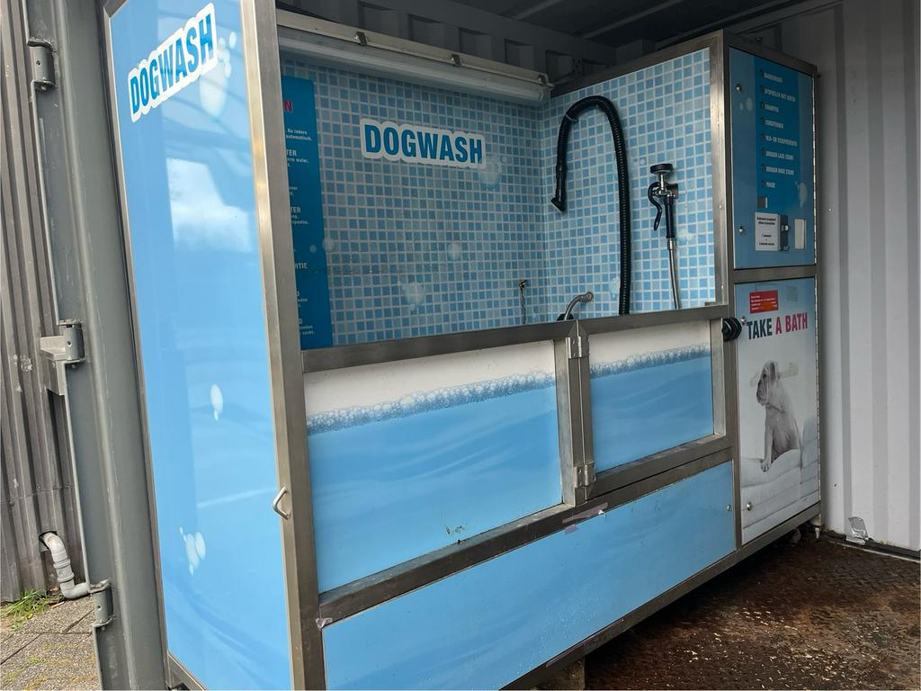 Dogwash/ hondenwas. Wasstraat/ carwash. Honden verzorging, Ophalen, Zo goed als nieuw, Hond of Kat
