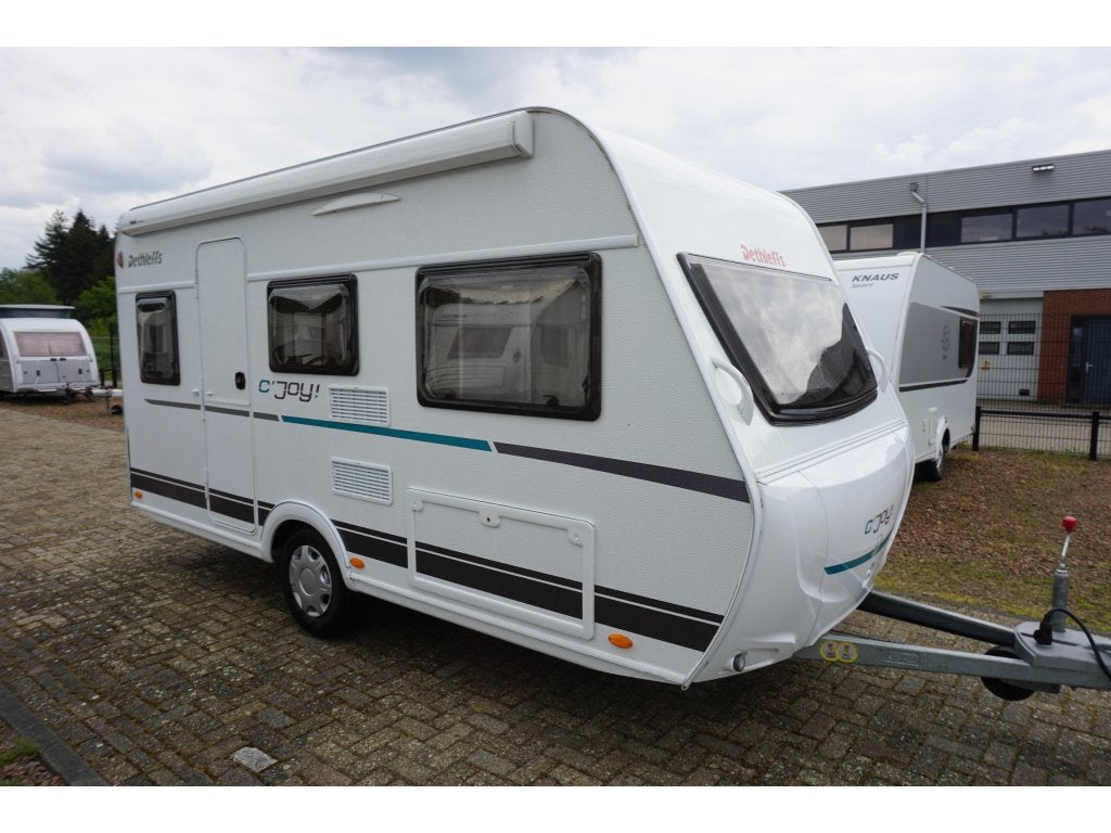 Dethleffs C'Joy 410 QL + Thule luifel, Standaardzit, Bedrijf, 750 - 1000 kg, Schokbreker