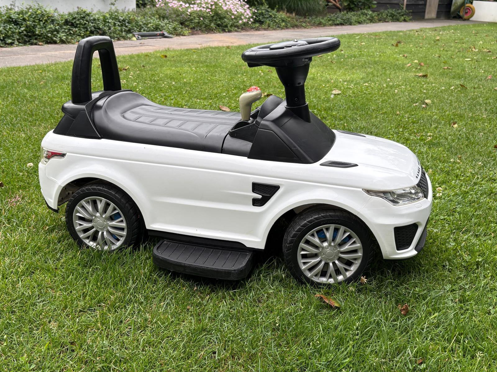 Range Rover elektrische loopauto, Ophalen, Zo goed als nieuw