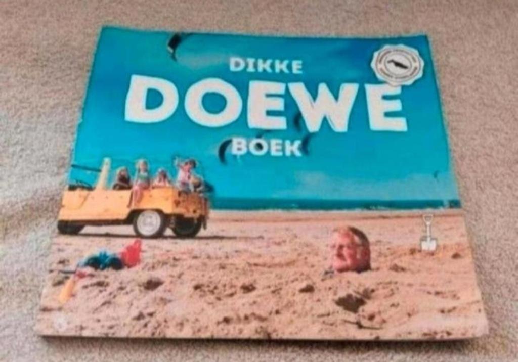 Dikke Doewe Boek - Origineel Product Goeree-Overflakkee, Ophalen of Verzenden, Zo goed als nieuw, Onbekend, Nederland