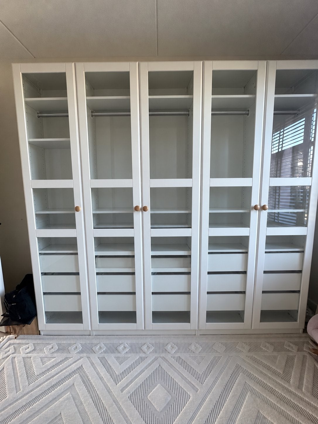 Witte kledingkast met 5 glazen deuren, Gebruikt, 200 cm of meer, Ophalen of Verzenden, Glas