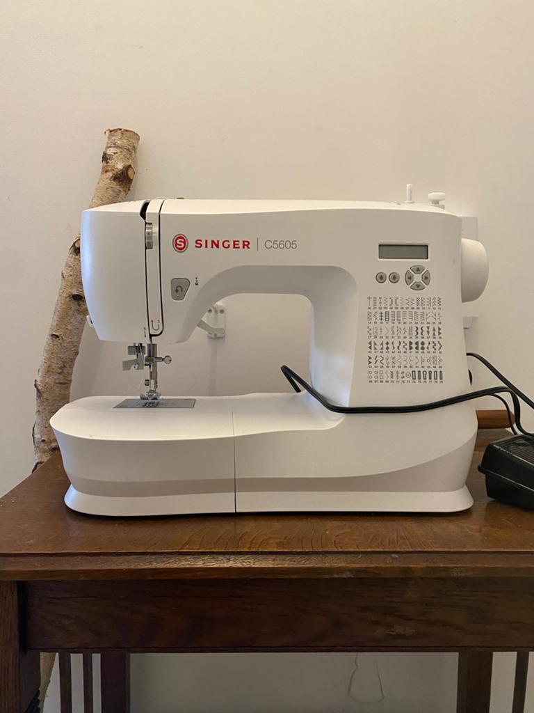 Singer C5605 Naaimachine - Zo goed als nieuw, Hobby en Vrije tijd, Naaimachines en Toebehoren, Ophalen, Zo goed als nieuw, Naaimachine