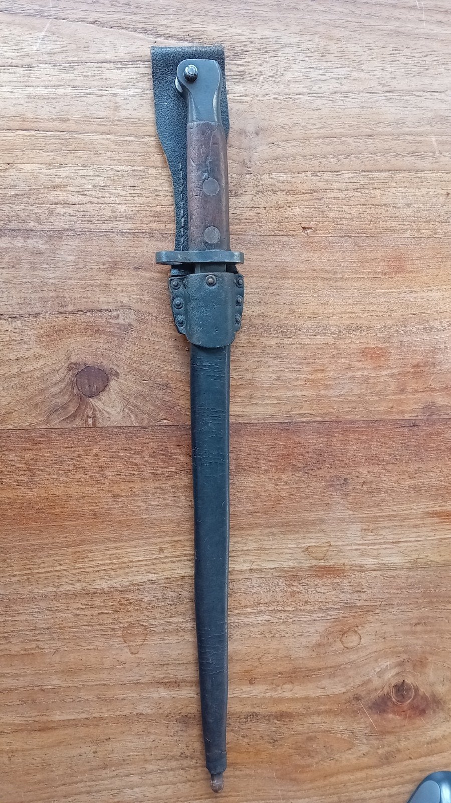 Nederlandse Hembrug M95 bajonet met schede, Verzamelen, Verzenden, Landmacht, Nederland, Mes of Dolk