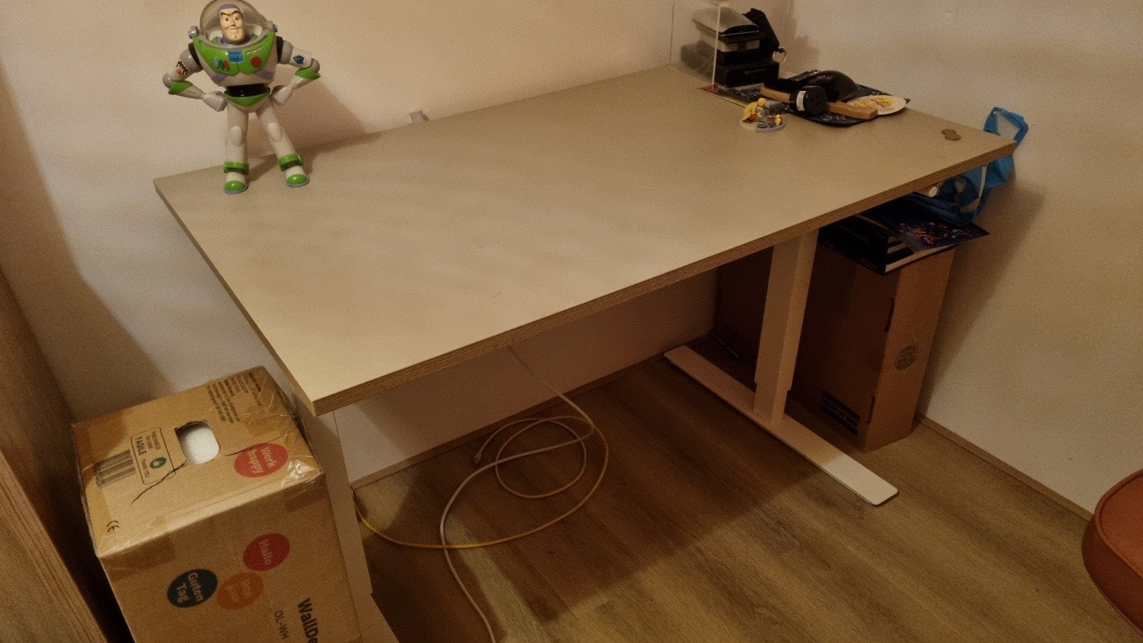 IKEA SKARSTA Zit-sta bureau 70x120cm - perfect werkend, Huis en Inrichting, Bureaus, Ophalen