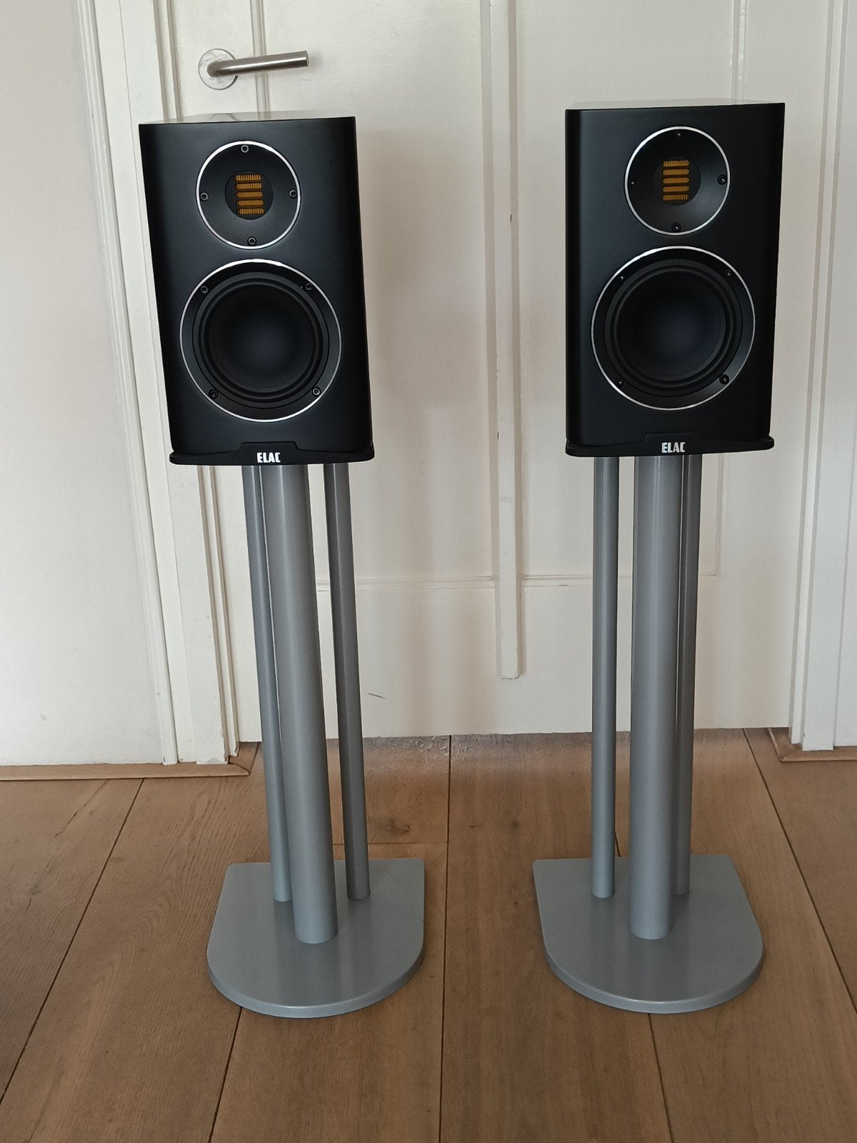 Elac carina bs 243.2 speakers, Ophalen of Verzenden, Zo goed als nieuw, Overige merken