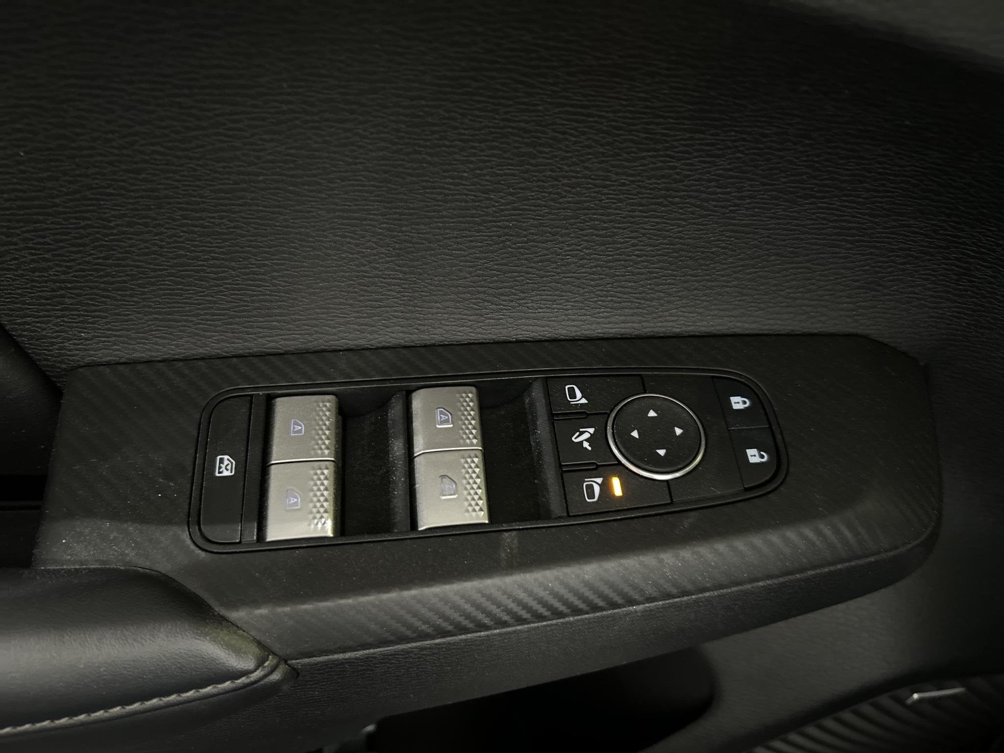 Mitsubishi Outlander 2.4 PHEV Business Edition | Cruise cont