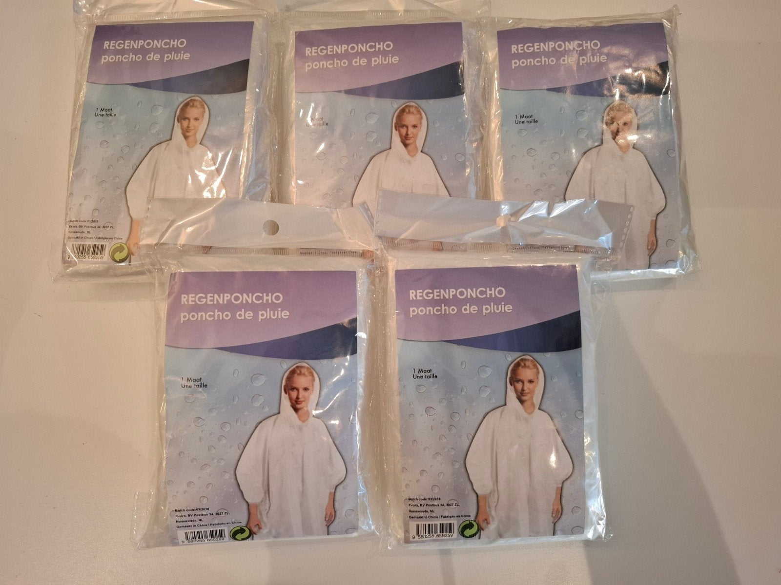 5 nieuwe poncho's, Caravans en Kamperen, Ophalen of Verzenden, Nieuw, Regenponcho