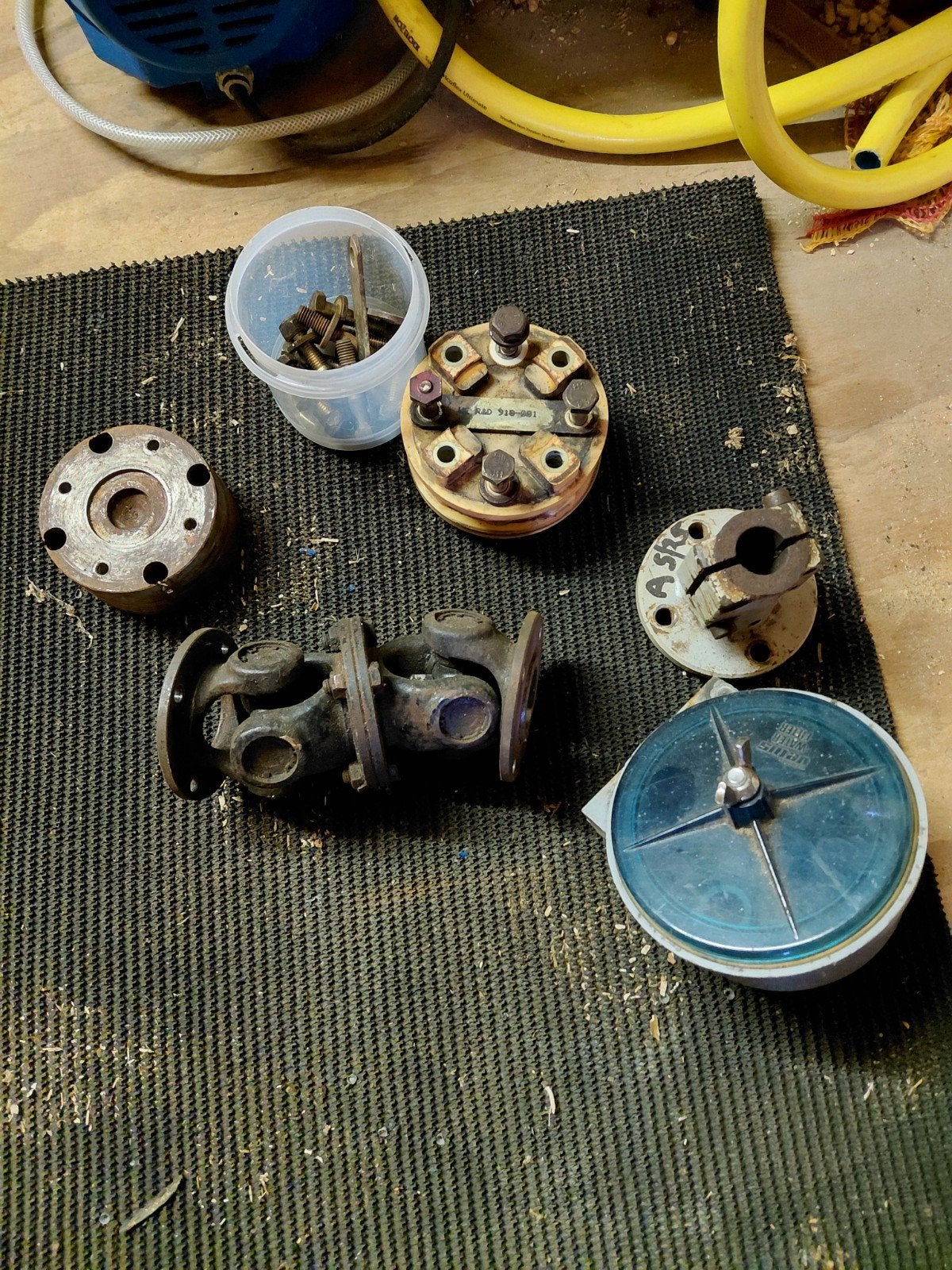 Diverse onderdelen en koppelingen voor inbouw, Ophalen