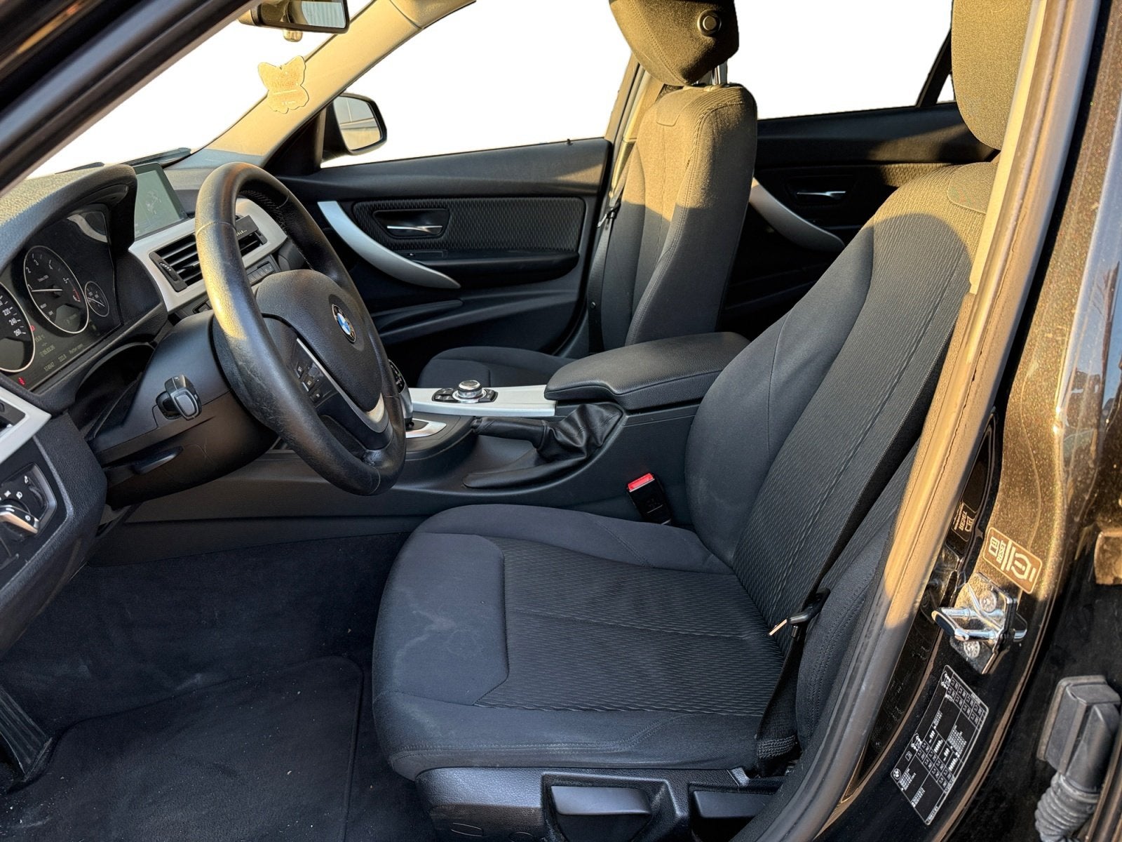 BMW 3-serie 320d | Automaat | Groot scherm |, Auto's, Automaat, Euro 5, 4 cilinders, Met garantie (alle)