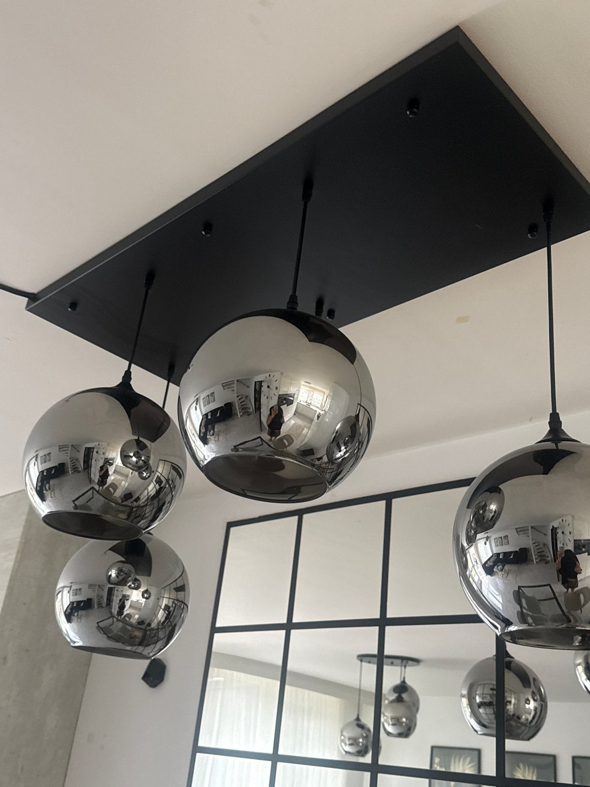Moderne hanglampen met spiegelende bollen, Huis en Inrichting, Lampen | Hanglampen, Ophalen of Verzenden, Zo goed als nieuw, Metaal