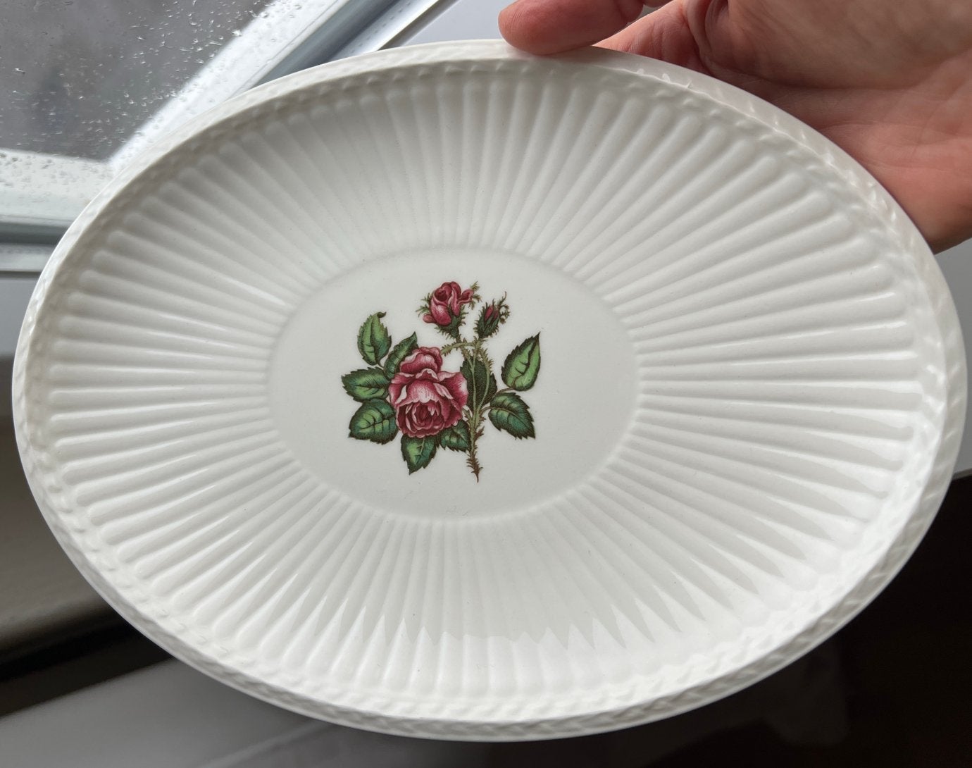 Wedgwood Etruria Barlaston Moss Rose Ovale Schaal, Ophalen of Verzenden