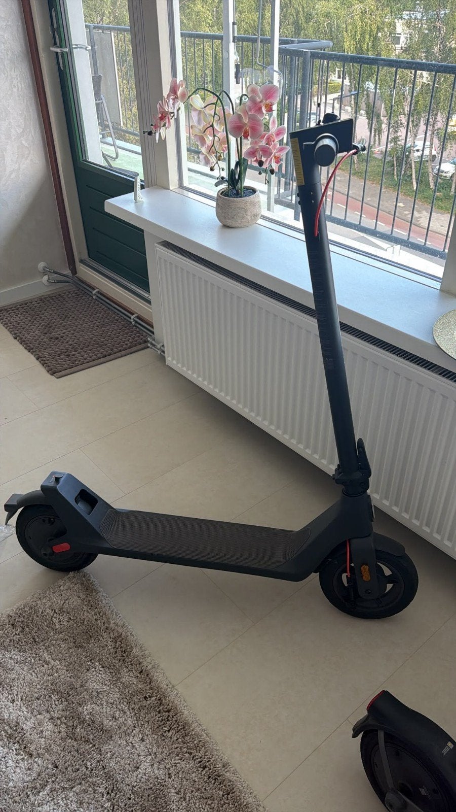 Elektrische step (E-scooter) - Zo goed als nieuw, Fietsen en Brommers, Steps, Ophalen, Zo goed als nieuw, Elektrische step (E-scooter)