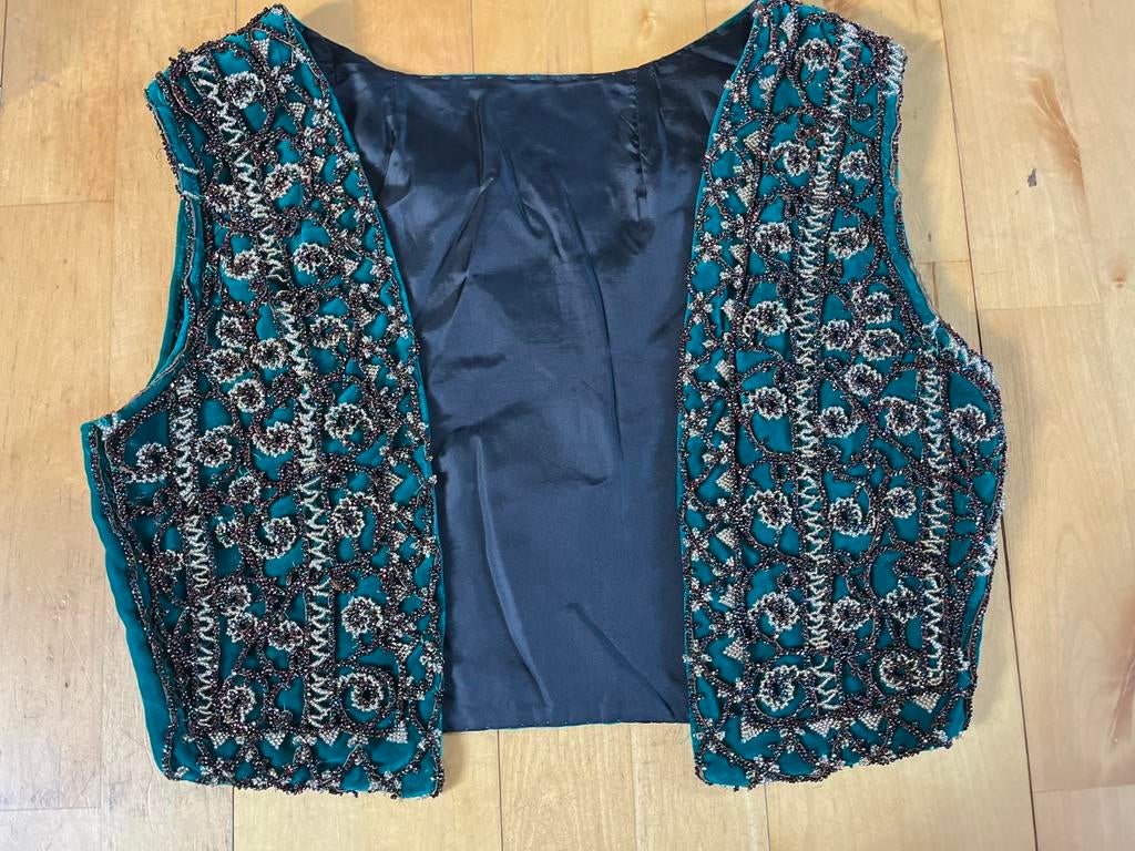 Velvet Giletje met Kraaltjes., Maat 38/40 (M), Ophalen of Verzenden, Zo goed als nieuw, Zonder mouw