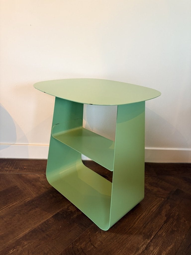 Normann Copenhagen Stay bijzettafel groen 40x40, 45 tot 60 cm, Minder dan 55 cm, Gebruikt, Metaal of Aluminium