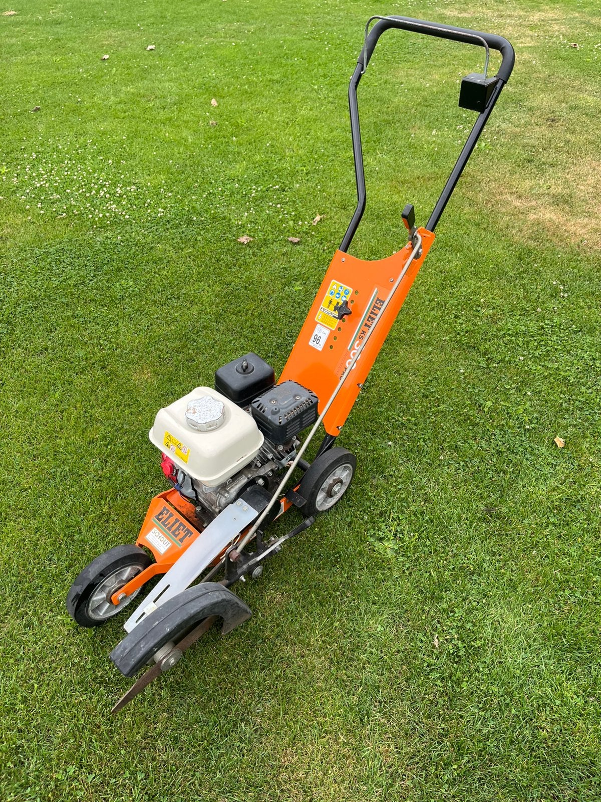 Eliet ks 300pro graskanten snijder kantenmaaier, Tuin en Terras, Grasmaaiers, Ophalen, ., Zo goed als nieuw, .
