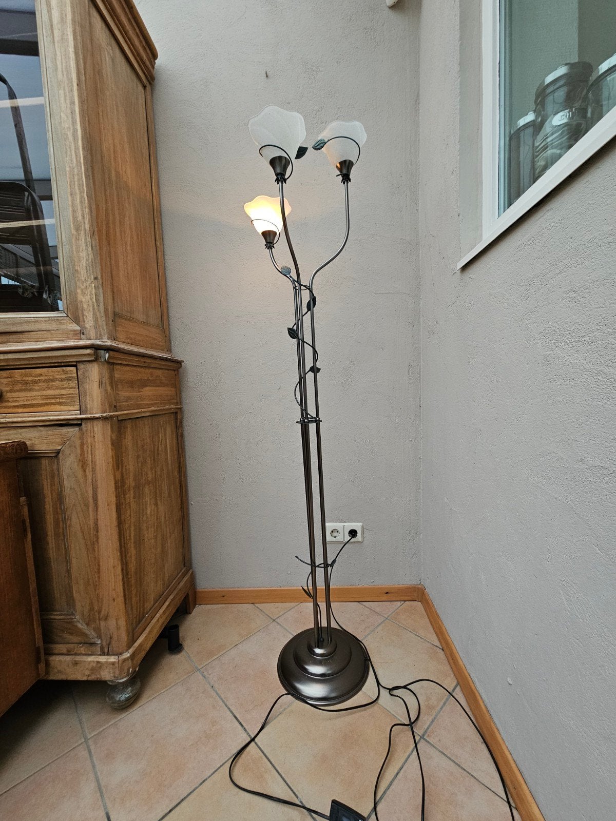 Staande schemerlamp met glazen kappen, Ophalen, Gebruikt, Glas, 150 tot 200 cm