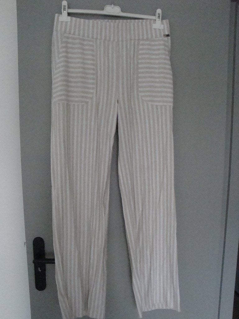 Maat 40. Lange gestreepte SOPHIA PERLA broek / setje., Maat 38/40 (M), SOPHIA PERLA, Overige kleuren, Ophalen of Verzenden