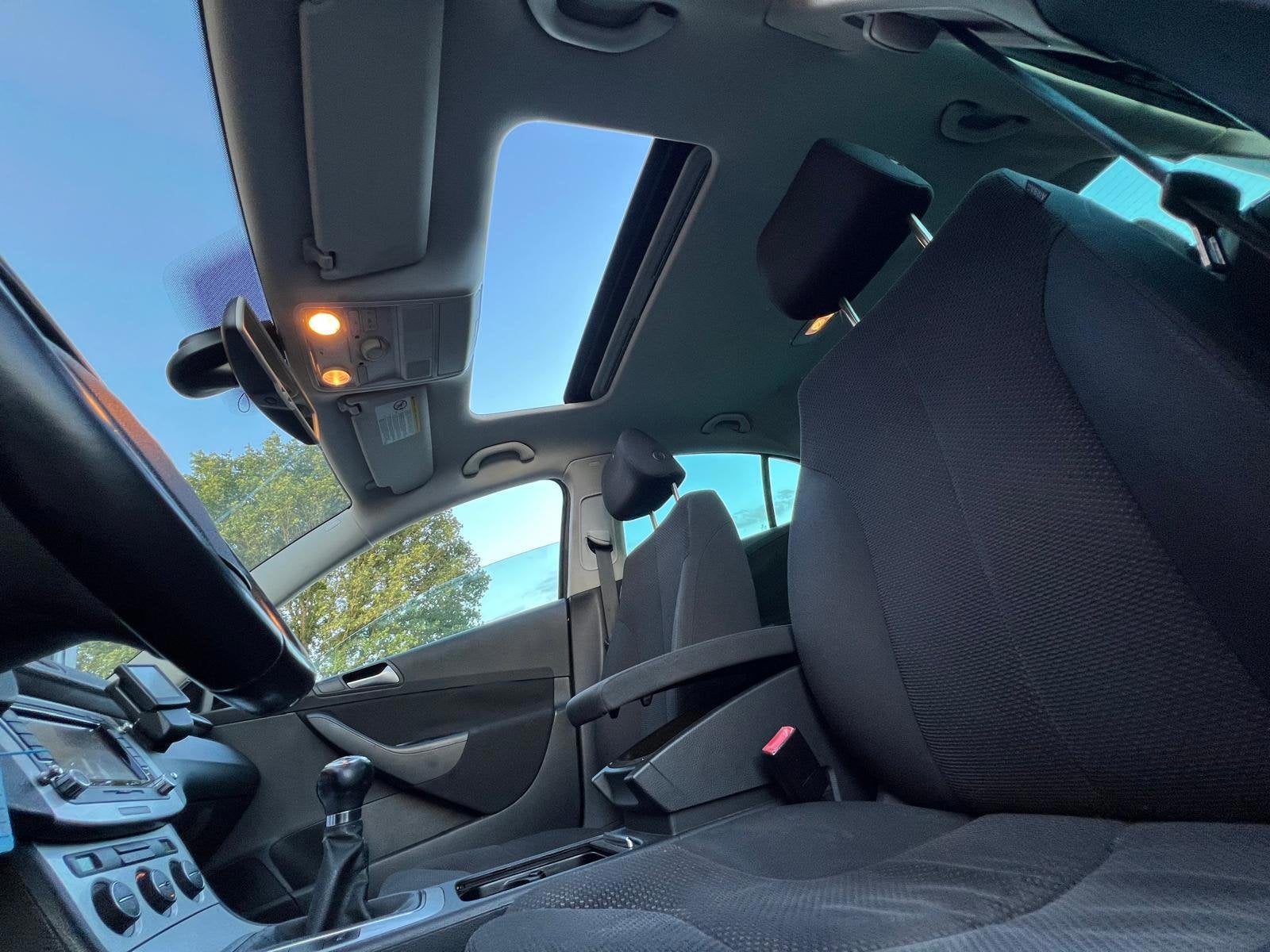 Volkswagen Passat 1.4 TSI COMFORTLINE SCHUIFDAK LMV, Auto's, Voorwielaandrijving, 4 cilinders, Origineel Nederlands, Bedrijf