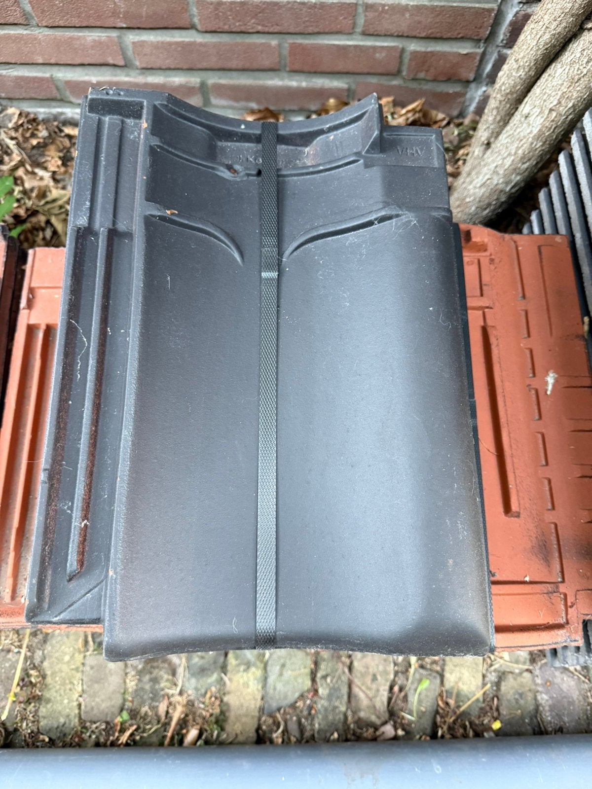 42 dakpannen nieuw Koramic VHV, Ophalen, Steen of Klei, Nieuw, 15 m² of meer