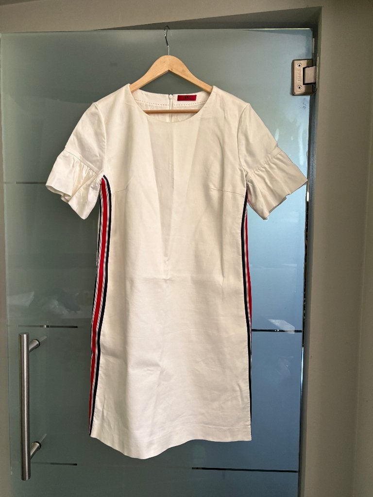 Hugo Boss - Jurk, Maat 38/40 (M), Wit, Ophalen of Verzenden, Zo goed als nieuw