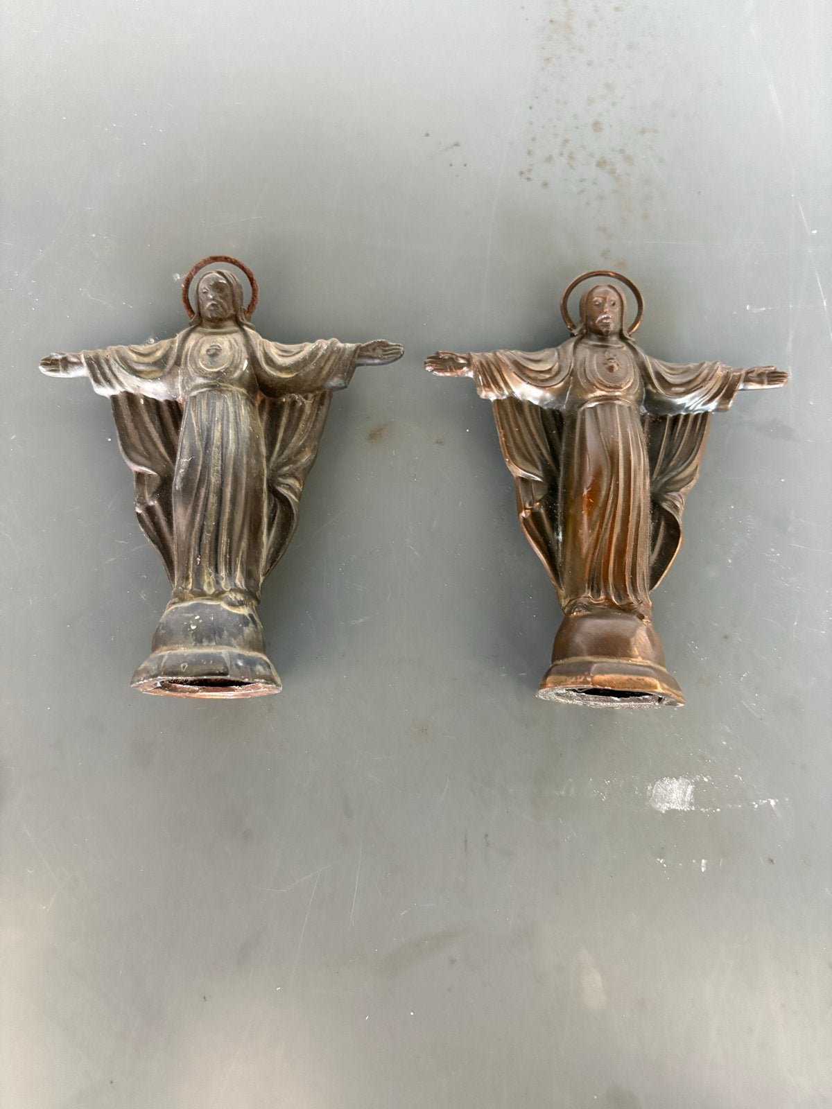 Set van 2 vintage Jezus Christus beeldjes, heilig, god,, Verzenden