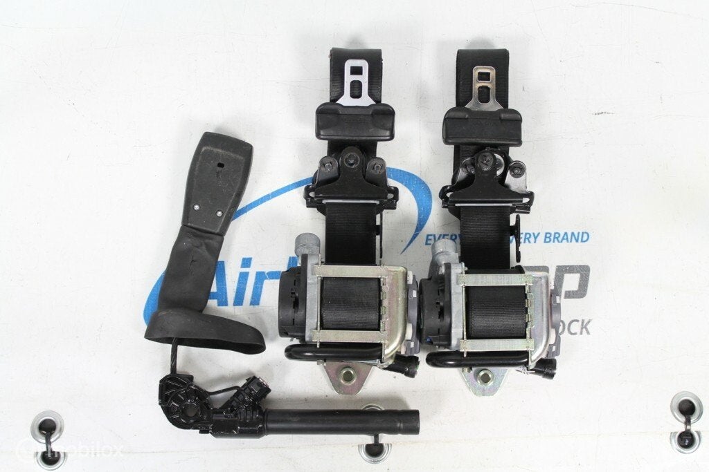 2 x Gordels + 1 x spanner Volvo V60 S60 (2010-heden), Auto-onderdelen, Interieur en Bekleding, Gebruikt, Ophalen of Verzenden