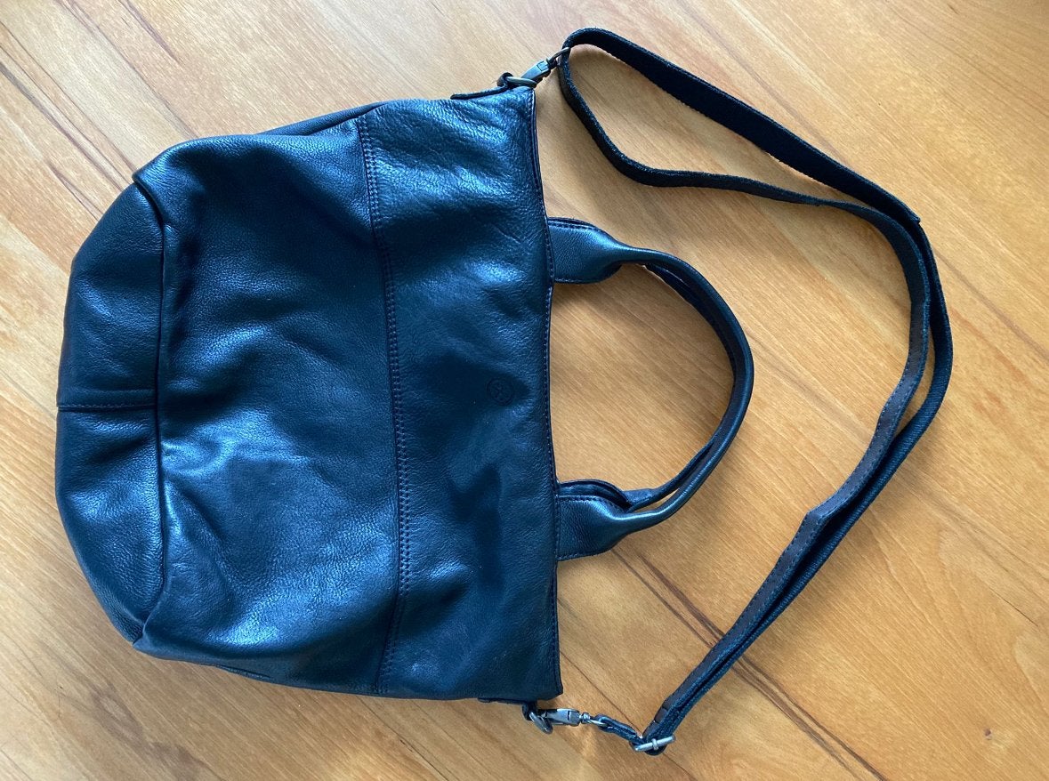 Zwarte leren damestas Hide&Stitches, Ophalen of Verzenden, Zo goed als nieuw, Zwart, Handtas
