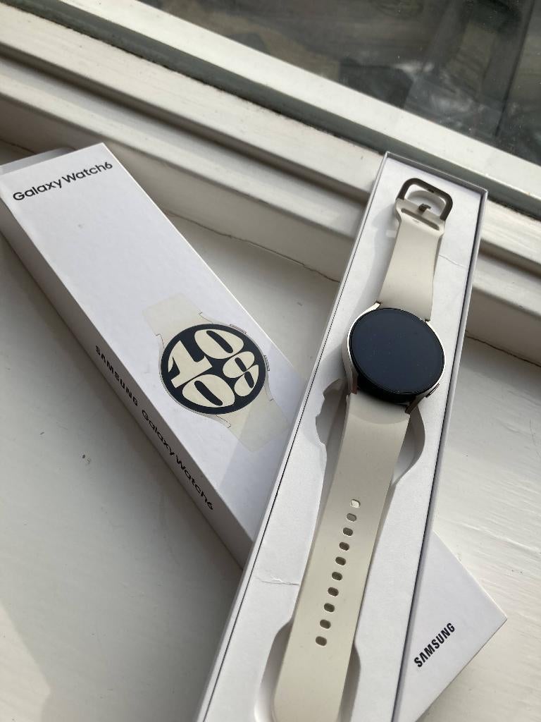 smart watch, Ophalen, Wit, Samsung ⌚️, Zo goed als nieuw