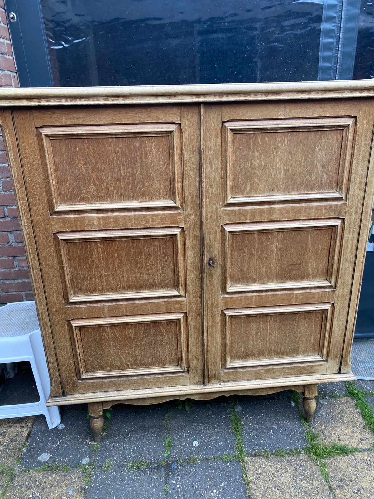 Gratis af te halen antieke kast, Antiek en Kunst, Antiek | Meubels | Kasten, Ophalen