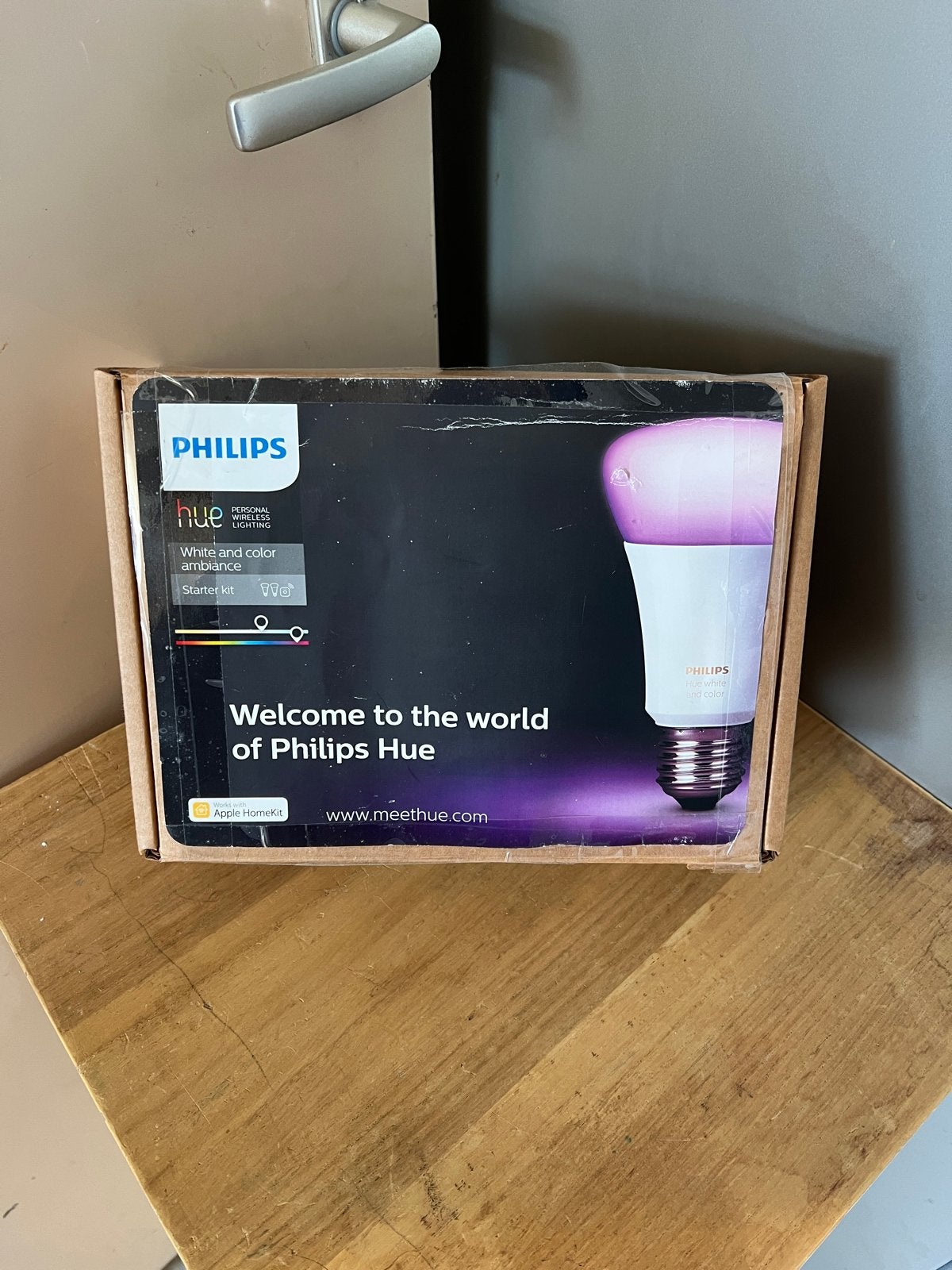 Philips Hue White and Color Ambiance Starter Kit, Huis en Inrichting, Ophalen, Kunststof, Meerkleurig, E27 (groot)
