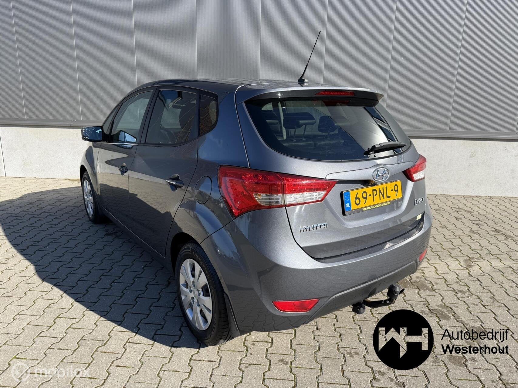 Hyundai ix20 1.6i i-Catcher|AUTOMAAT|PANORAMADAK|NAVI|LEER, Auto's, Euro 5, 1591 cc, 4 cilinders, Bedrijf
