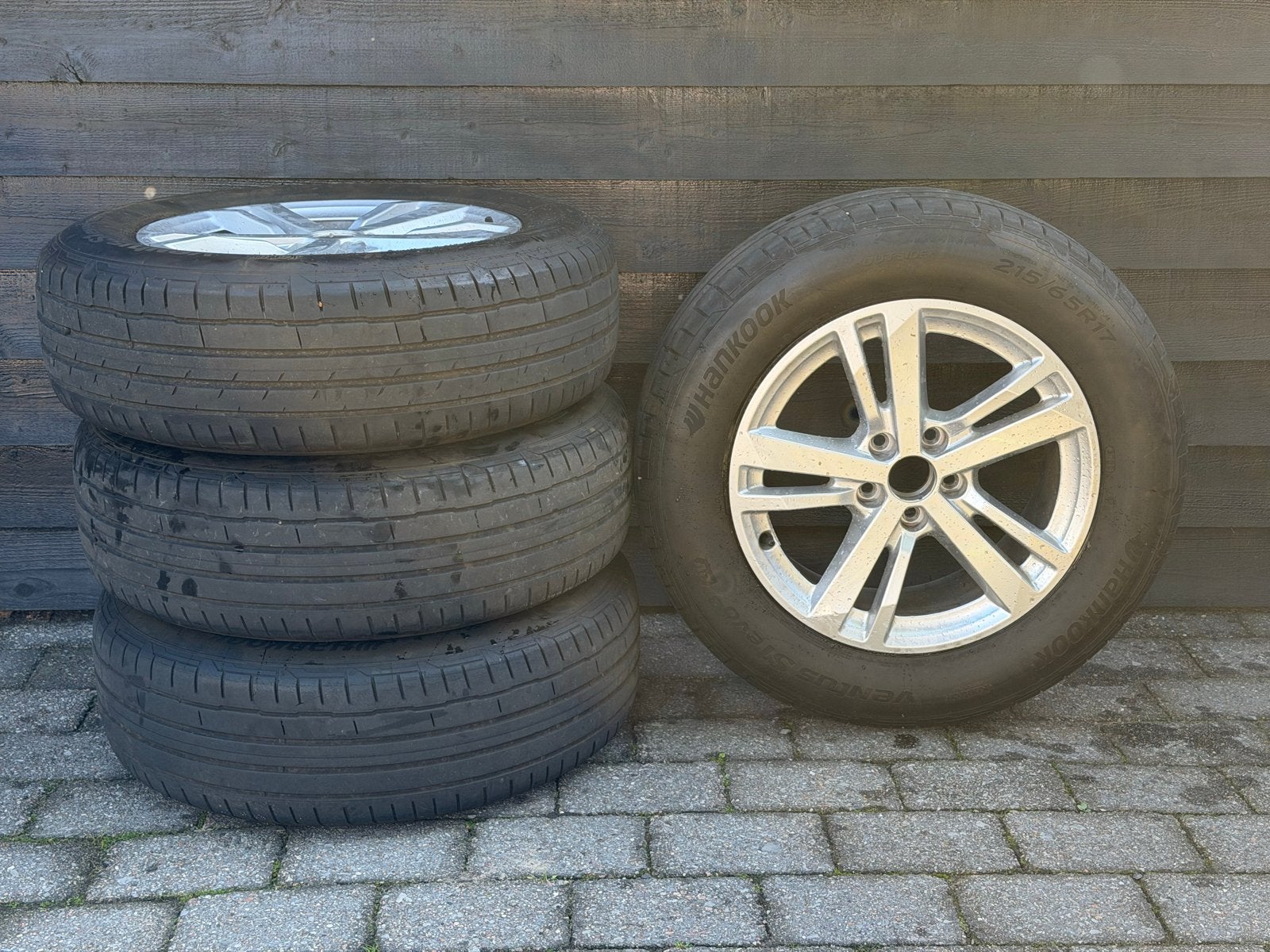 Audi Q3 F3 velgen origineel 17 inch zomerbanden, Ophalen, Banden en Velgen, 17 inch, Personenwagen