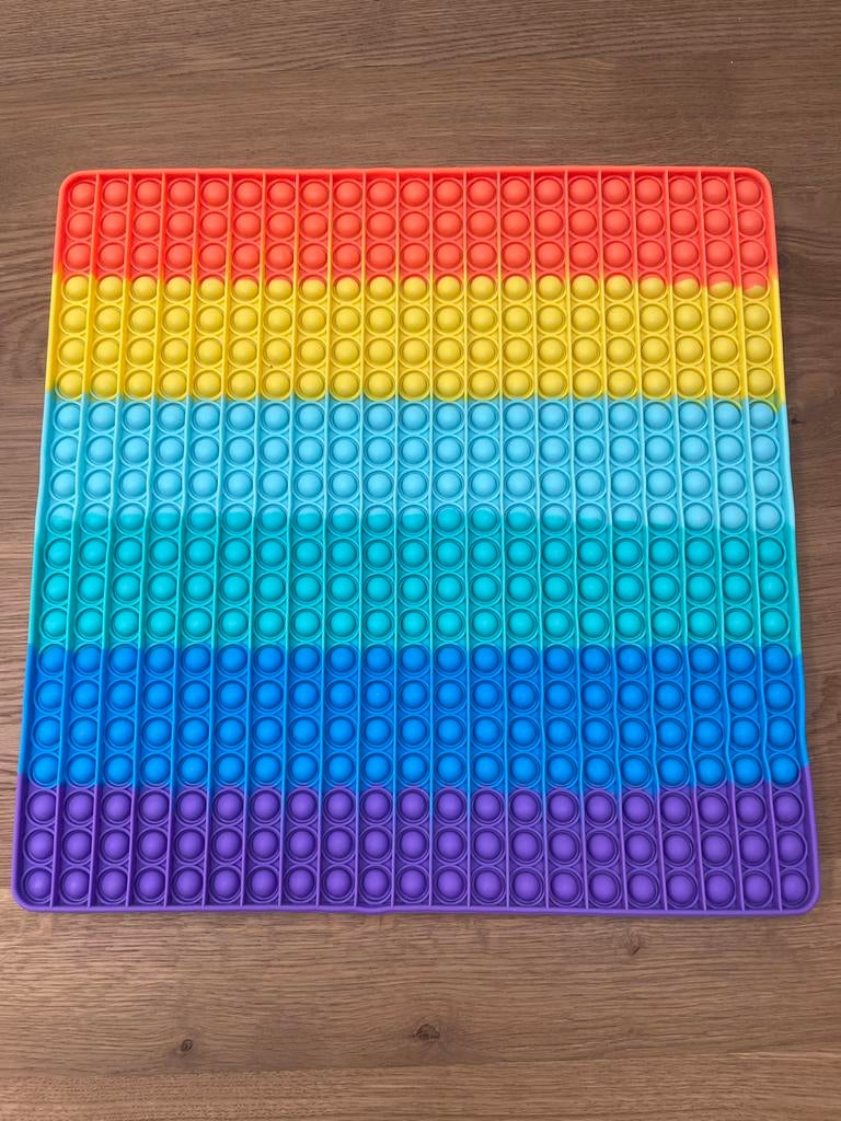 Grote Pop It fidget toy regenboogkleuren, Ophalen of Verzenden, Zo goed als nieuw, Jongen of Meisje