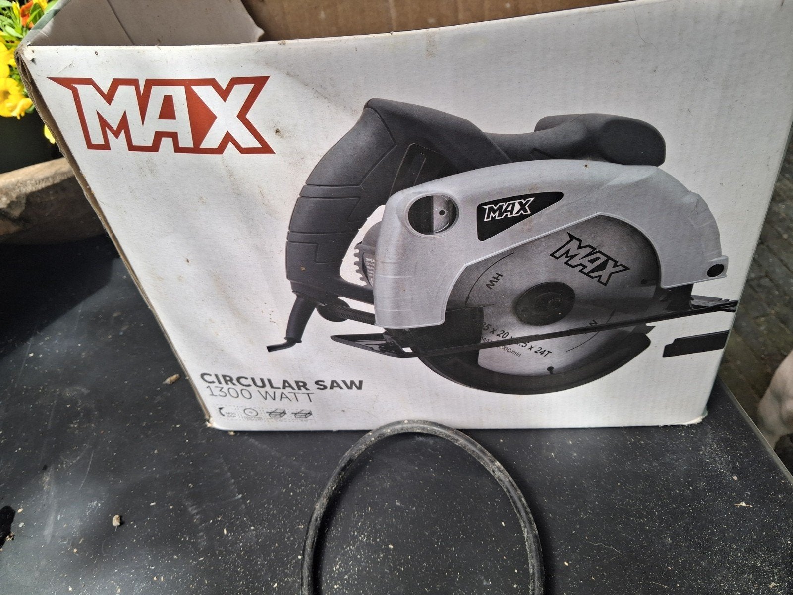 Gebruikte Cirkelzaag MAX 1300W - Goede Conditie, Doe-het-zelf en Verbouw, Gereedschap | Zaagmachines, Ophalen, Gebruikt, Cirkelzaag