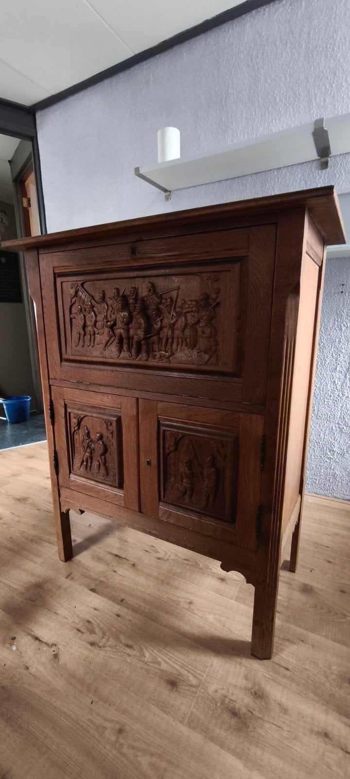 Secretaire met houtsnijwerk nachtwacht, Huis en Inrichting, Ophalen, Gebruikt