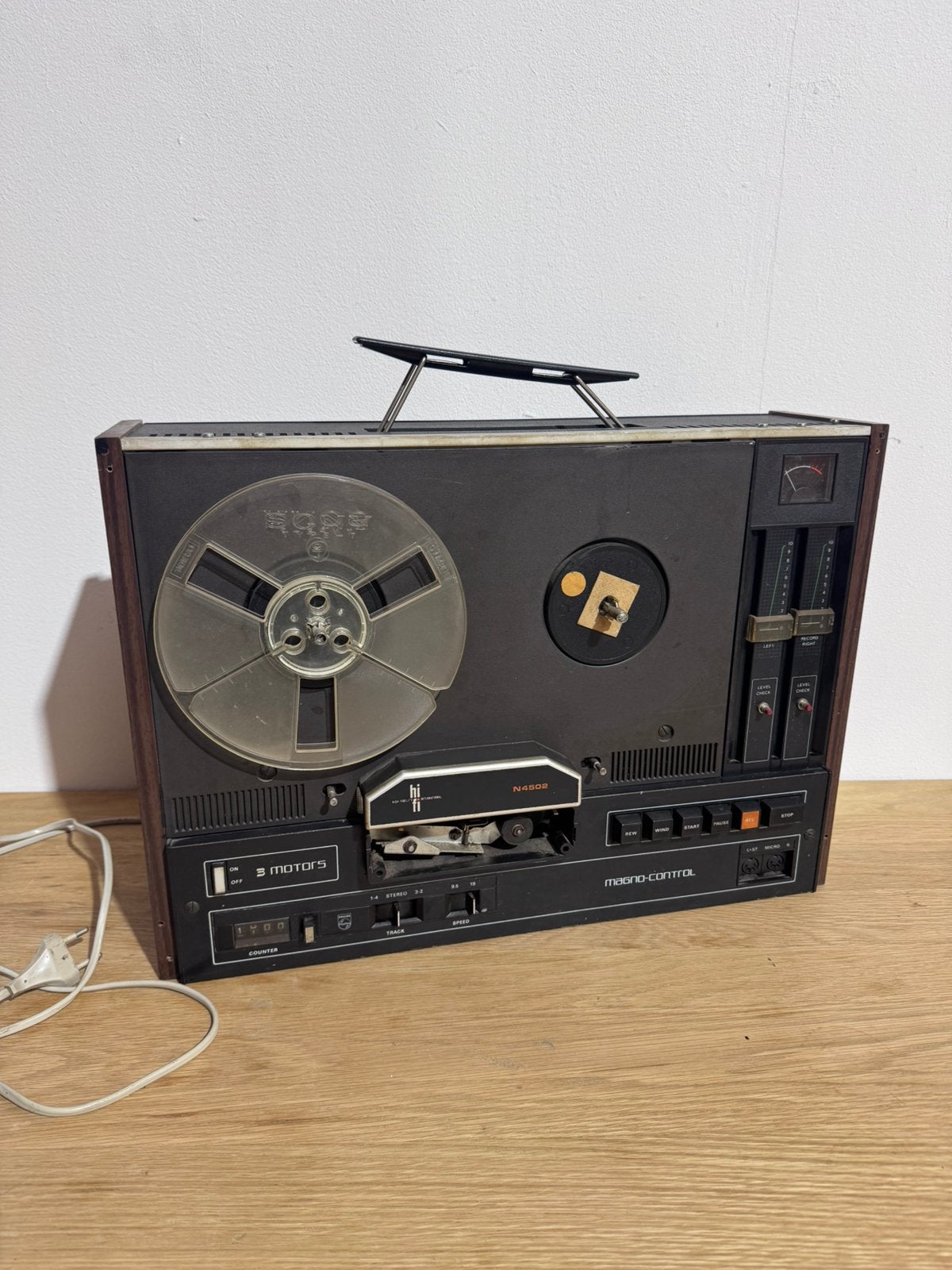 Philips N4502 Bandrecorder, Audio, Tv en Foto, Bandrecorders, Ophalen, Defecte bandrecorder