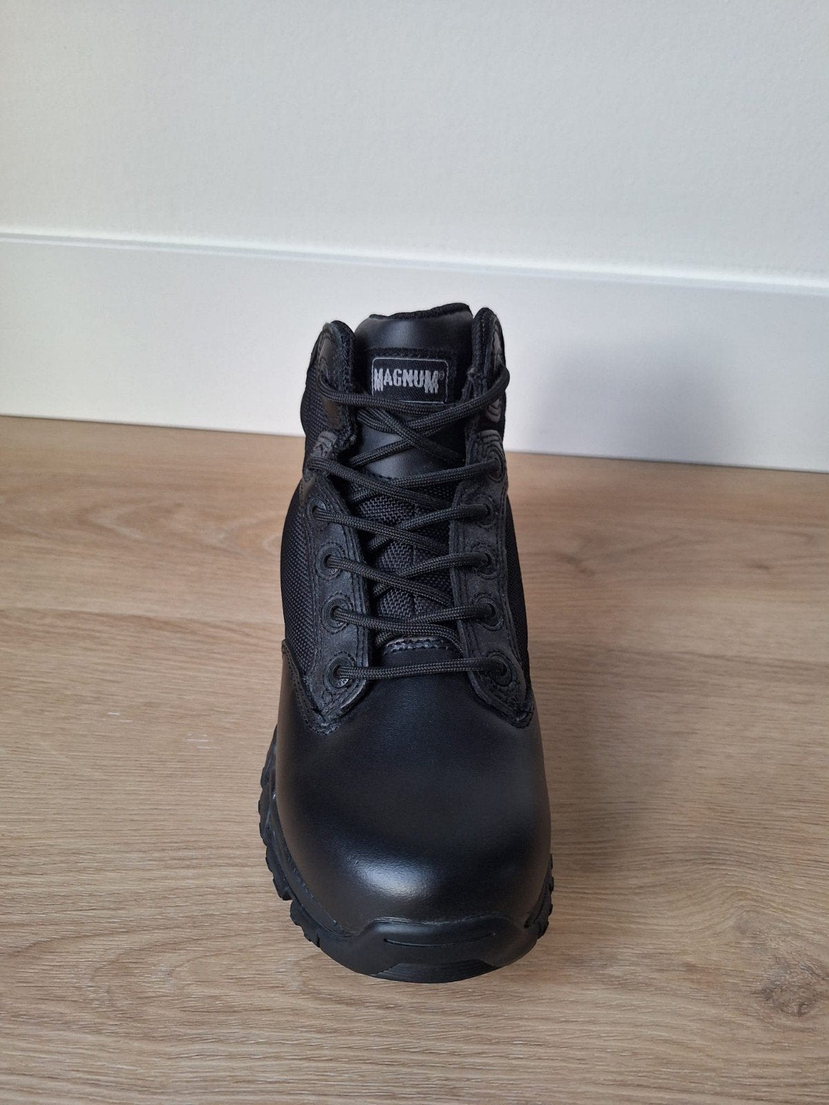 Nieuwe Magnum schoenen, maat 37, Kleding | Dames, Schoenen, Magnum, Zwart, Nieuw, Ophalen of Verzenden