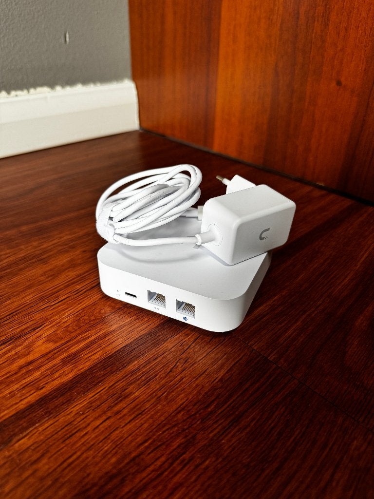 Ubiquiti UniFi Next-Gen Gateway Lite - (3 weken gebruikt), Computers en Software, Ophalen of Verzenden, Zo goed als nieuw, Router
