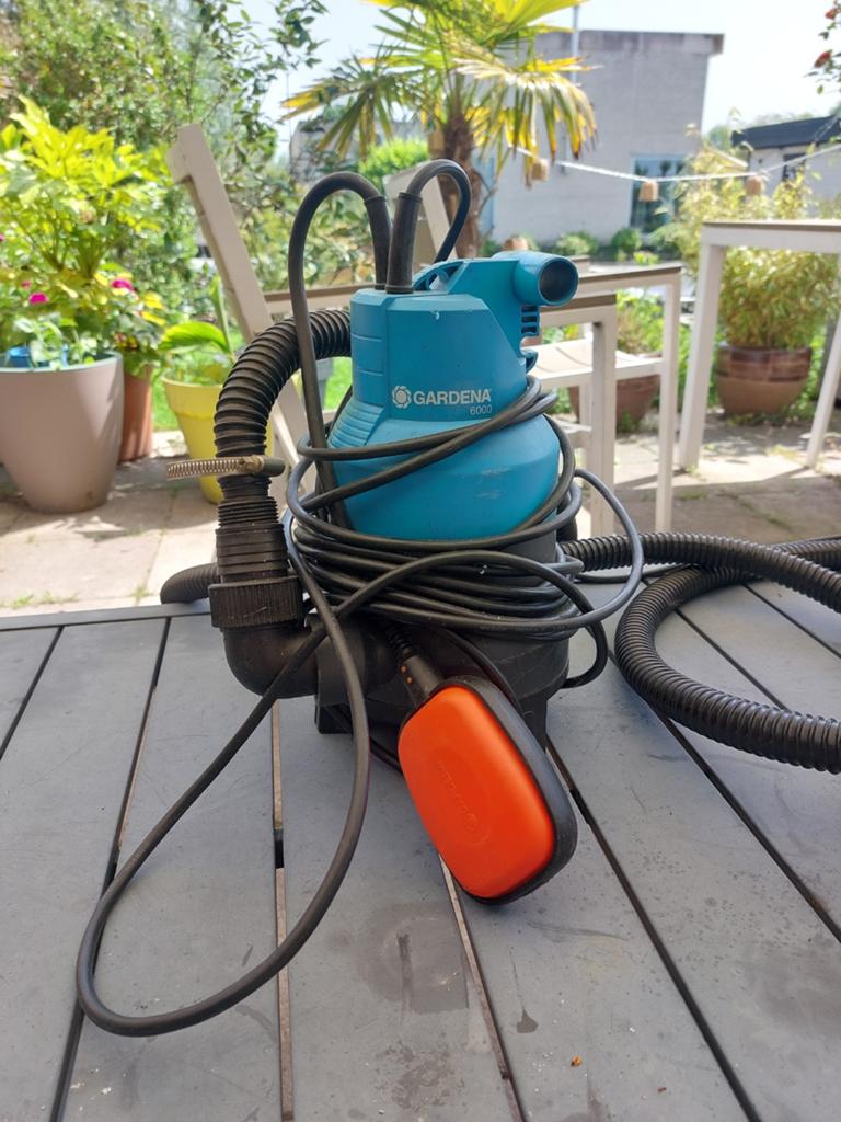 Gardena 6000 Dompelpomp - Gebruikt, Tuin en Terras, Waterpompen, Ophalen of Verzenden, Gebruikt, Elektrisch, Dompelpomp