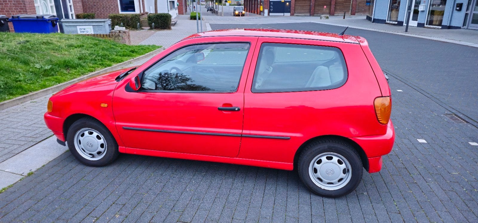Volkswagen Polo 1.4 44KW 1998 Rood in topstaat, Voorwielaandrijving, 31 €/maand, 4 cilinders, Origineel Nederlands