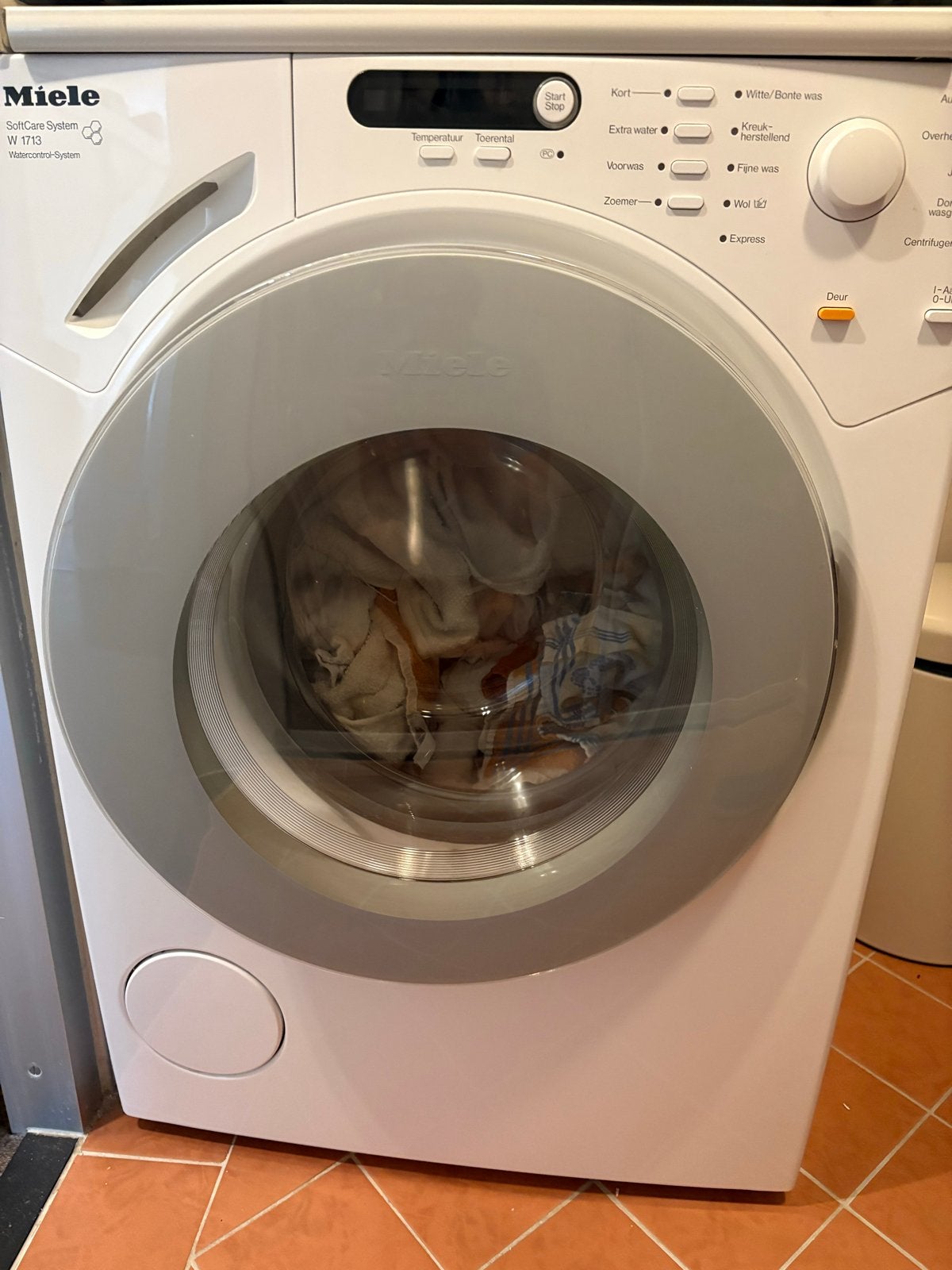 Miele W 1713 SoftCare System Wasmachine, Ophalen, Gebruikt, Voorlader, Kort programma